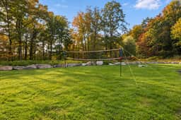Sleeps 18! Arcade, dog park, hot tub, firepit - Image 5