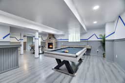 Pocono Fun House: Pool, Hot Tub, Theater, Games - Image 3