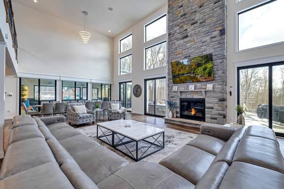 lux, indoor pool, vball, golf, game room, theater - Image 5
