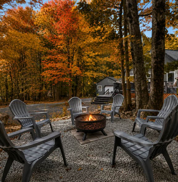 Hot Tub Firepit Beach Access Pets Games - Image 2
