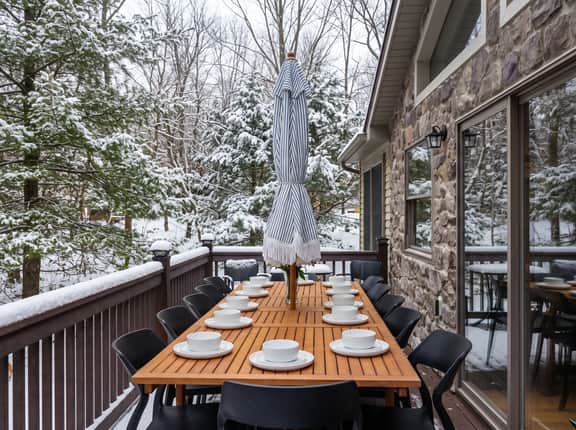 Game Room, Hot Tub & Sauna, EV Charger, Ski Nearby - Image 3